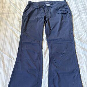 Women's Columbia Omni-Shield Advanced Repellency Pants -- NWOT